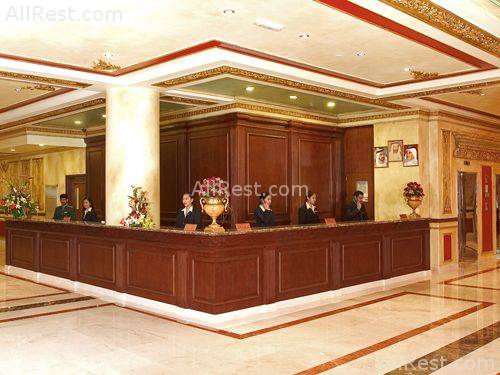 Royal Ascot Hotel 4